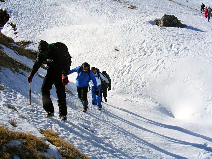 Guías de montaña durante un ascenso
